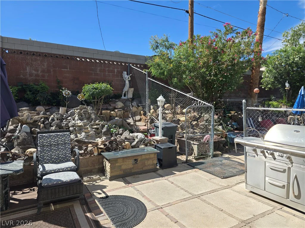 4523 Catherine, Las Vegas, NV 89121
