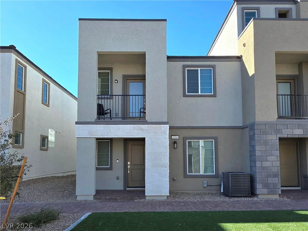 5744 Crenellated, Las Vegas, NV 89148