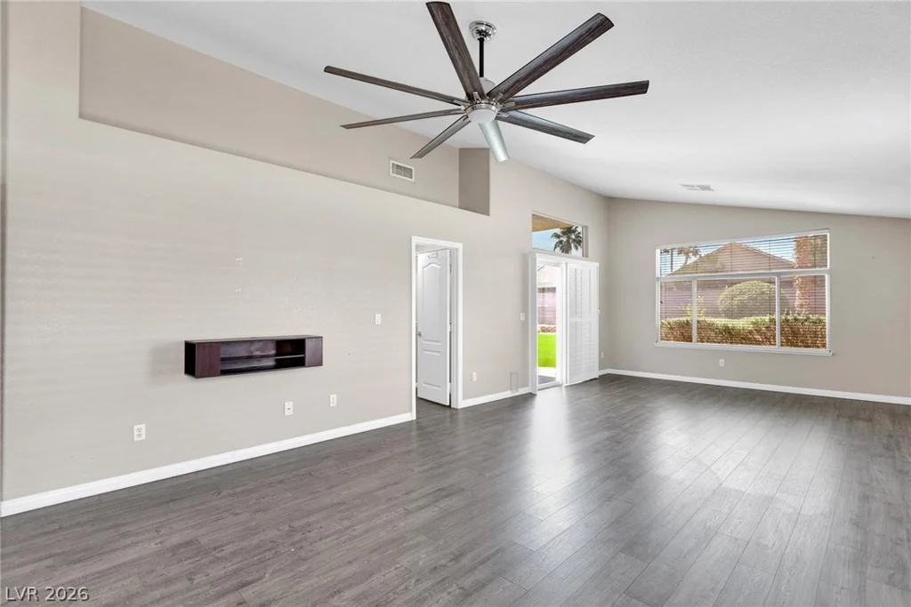 275 Macsnap, Las Vegas, NV 89183
