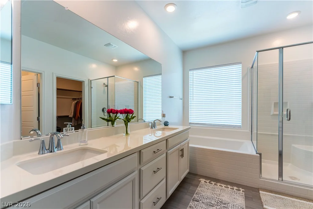 6807 Bayou Hollow, Las Vegas, NV 89156