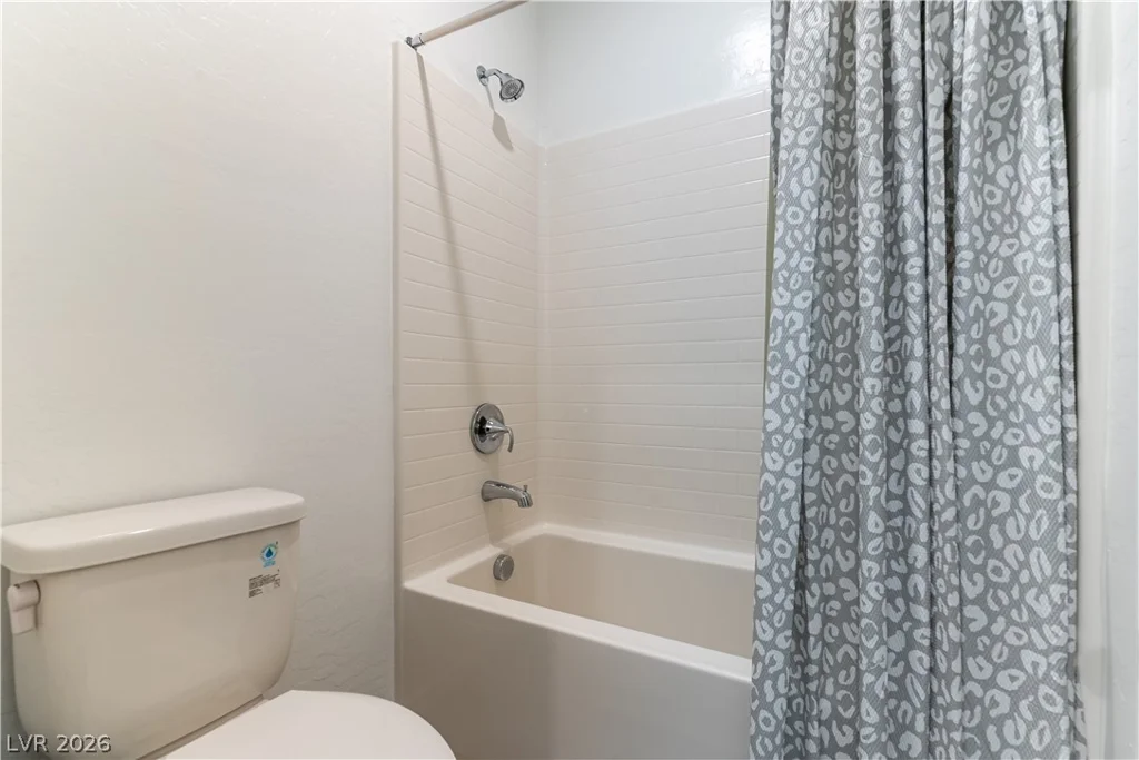 6807 Bayou Hollow, Las Vegas, NV 89156