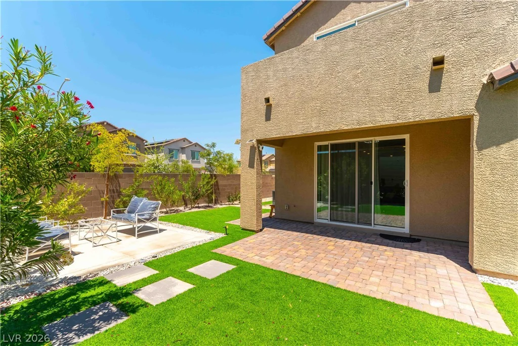 6807 Bayou Hollow, Las Vegas, NV 89156