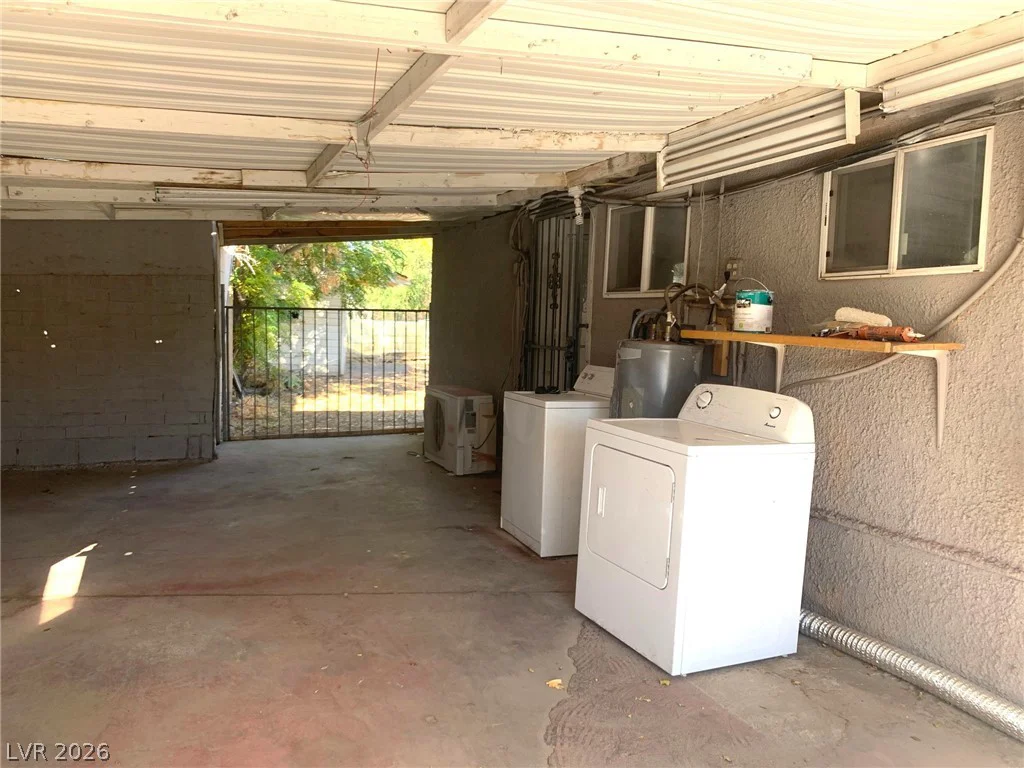2613 Valley, Las Vegas, NV 89101
