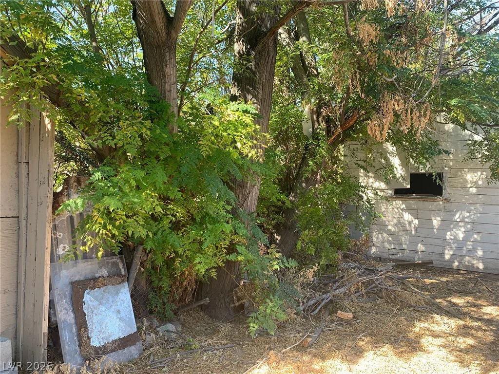 2613 Valley, Las Vegas, NV 89101