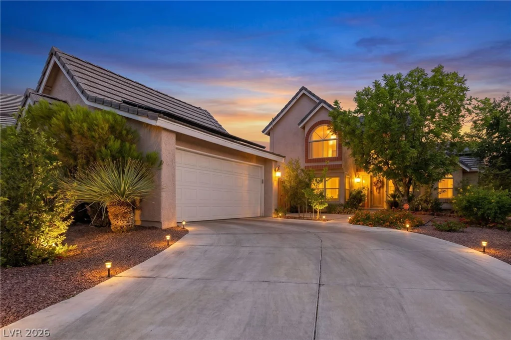 6568 Bradford, Las Vegas, NV 89108