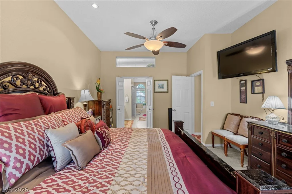 6568 Bradford, Las Vegas, NV 89108