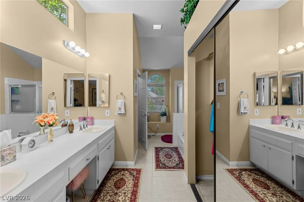 6568 Bradford, Las Vegas, NV 89108