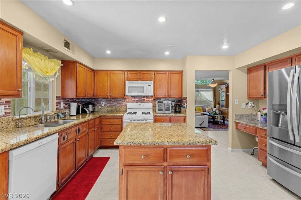 6568 Bradford, Las Vegas, NV 89108