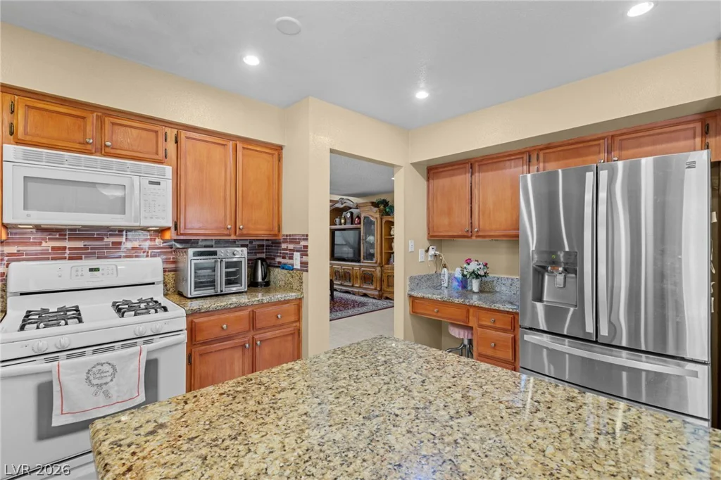 6568 Bradford, Las Vegas, NV 89108