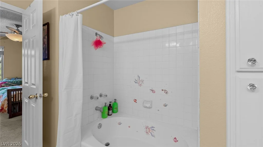 6568 Bradford, Las Vegas, NV 89108