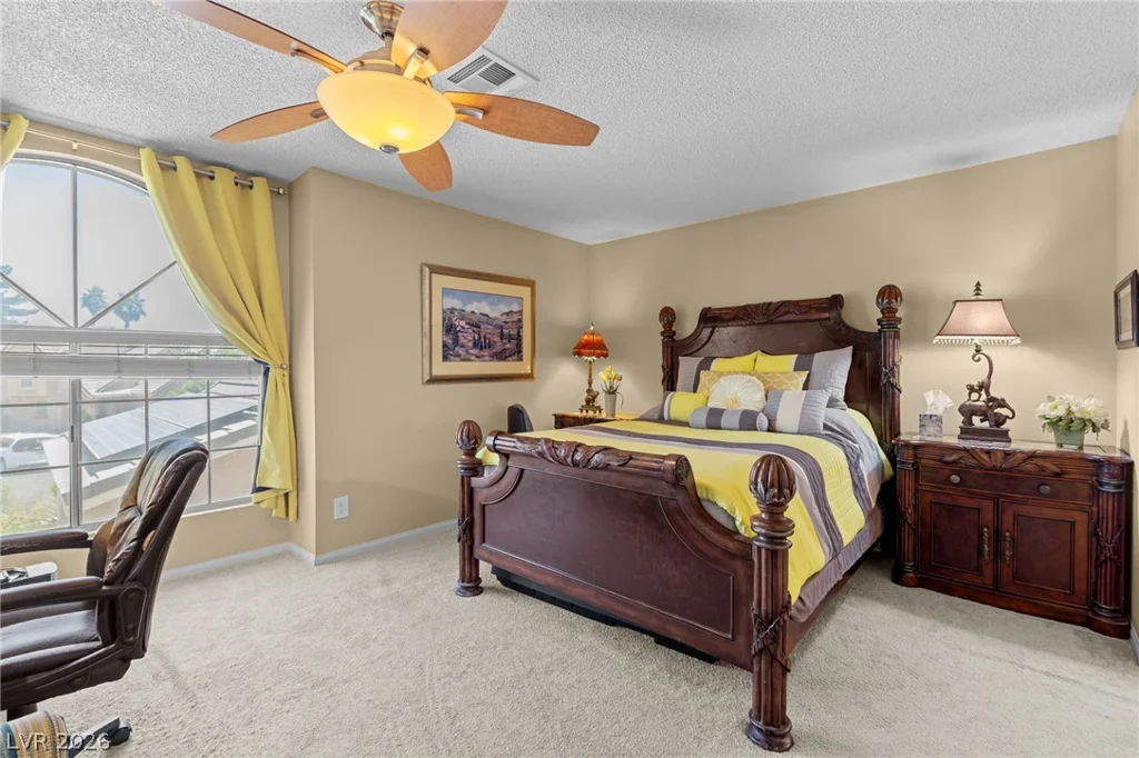 6568 Bradford, Las Vegas, NV 89108