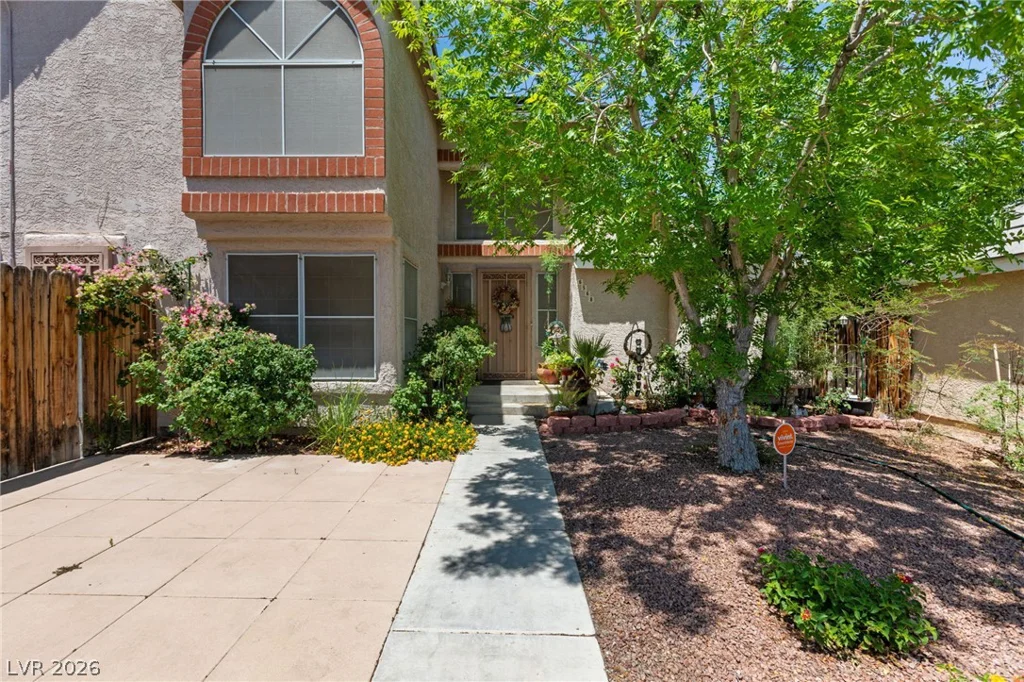 6568 Bradford, Las Vegas, NV 89108