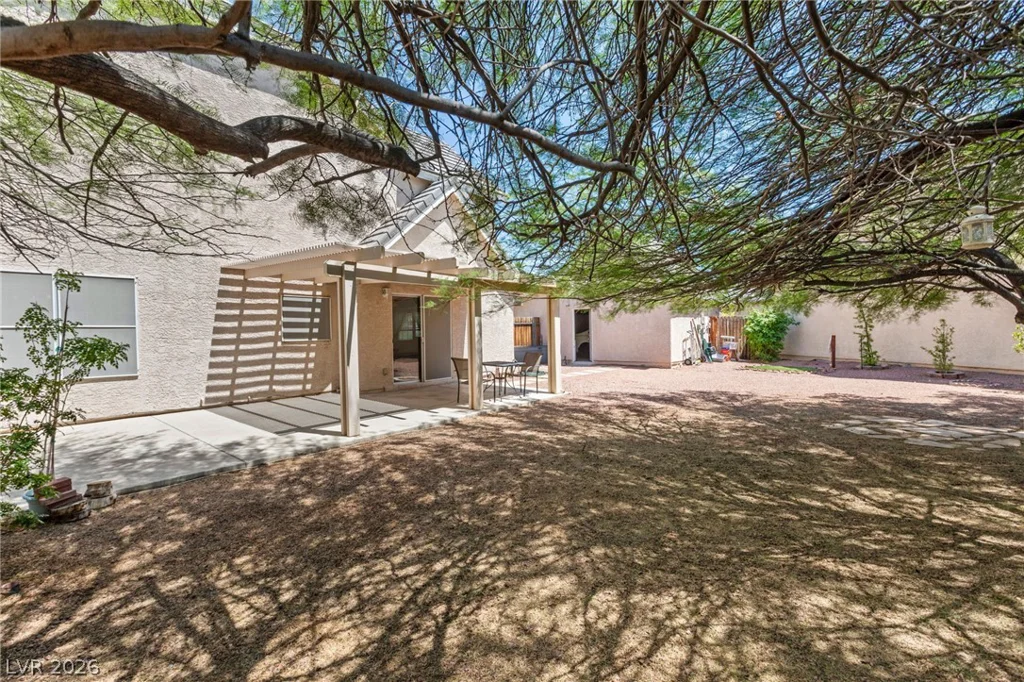 6568 Bradford, Las Vegas, NV 89108