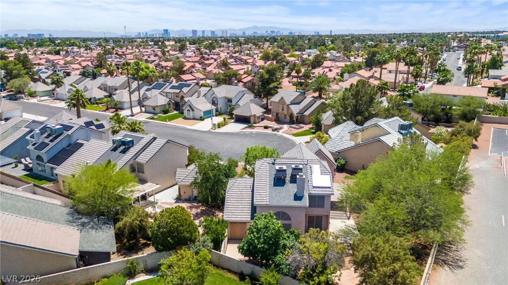 6568 Bradford, Las Vegas, NV 89108
