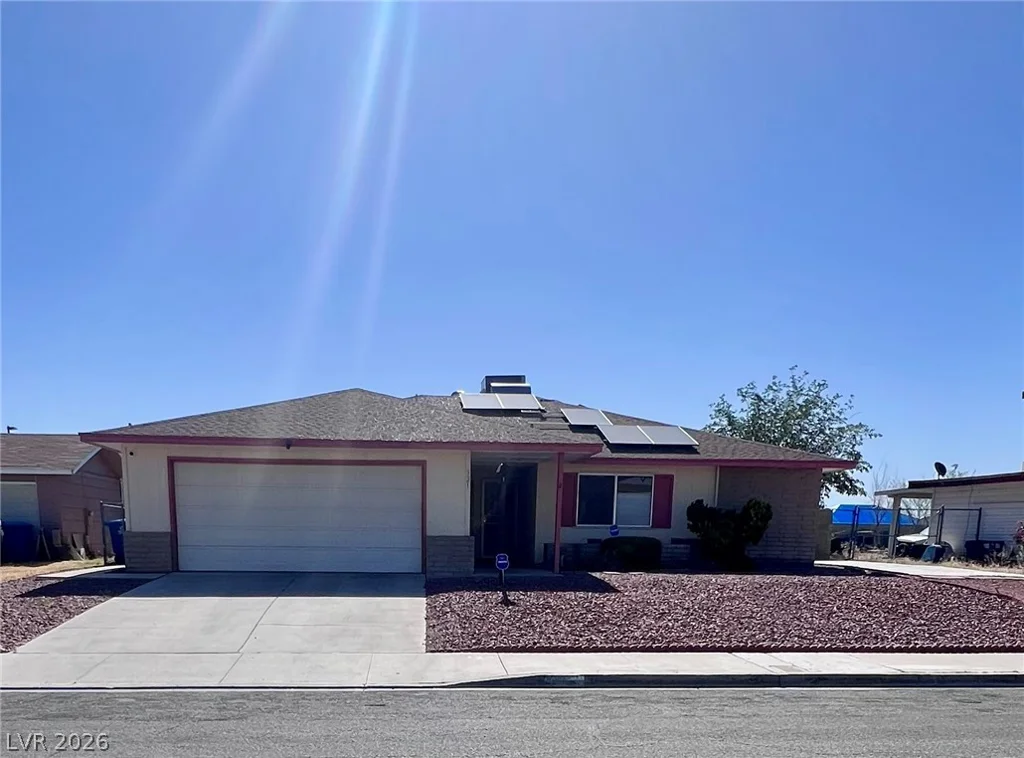 321 Lakehurst, Las Vegas, NV 89145