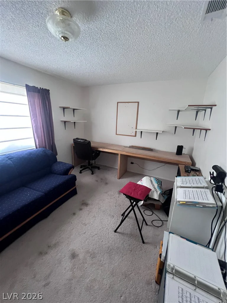 321 Lakehurst, Las Vegas, NV 89145