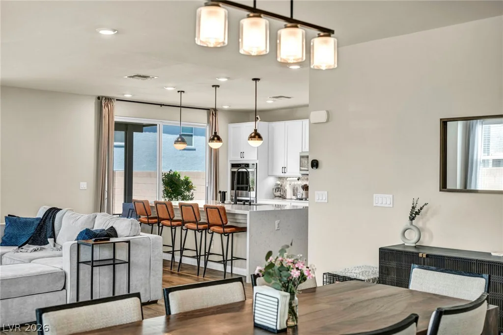 8186 Guadiano, Las Vegas, NV 89113