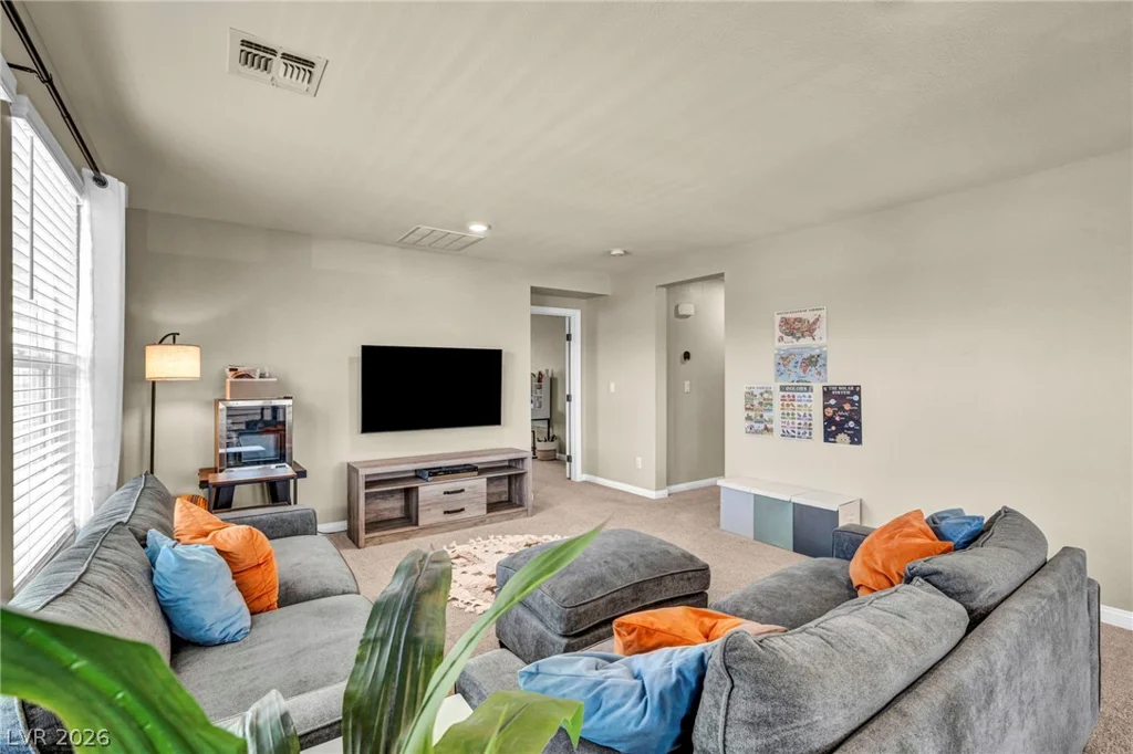 8186 Guadiano, Las Vegas, NV 89113