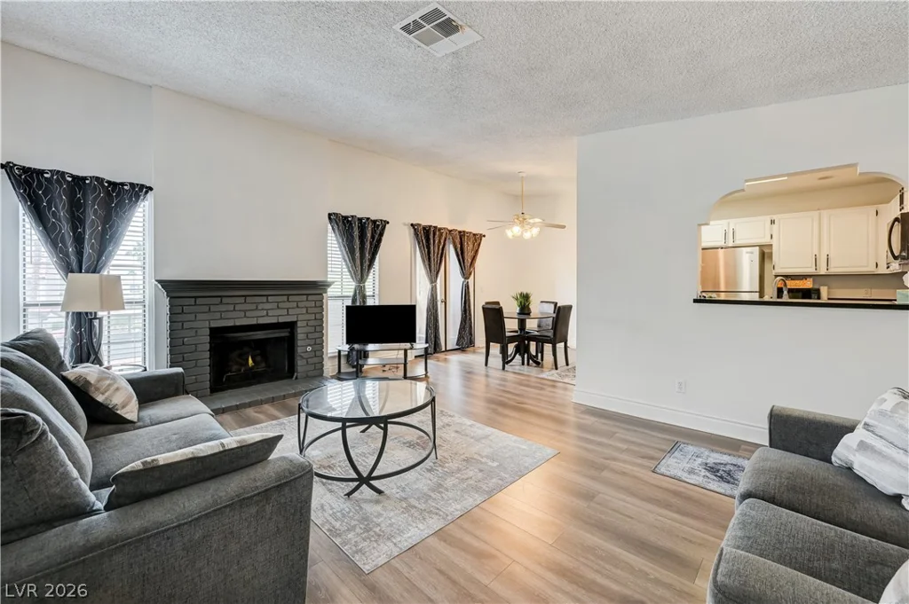 1751 Reno, Las Vegas, NV 89119
