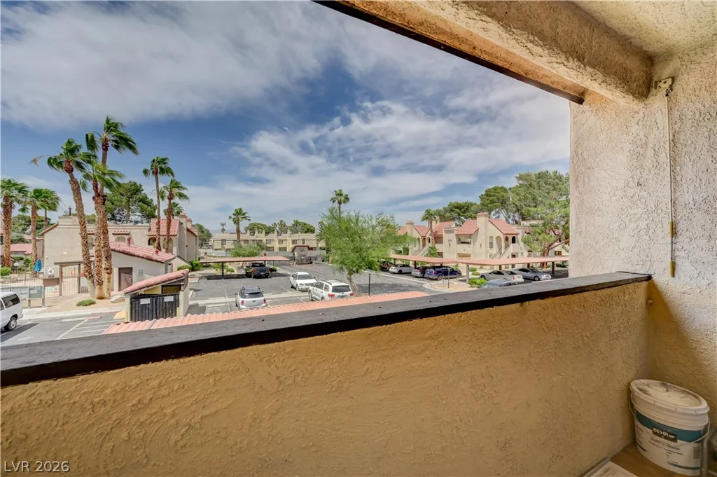 1751 Reno, Las Vegas, NV 89119