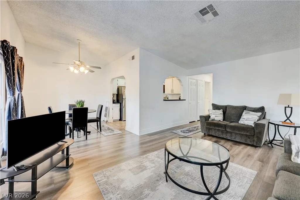 1751 Reno, Las Vegas, NV 89119