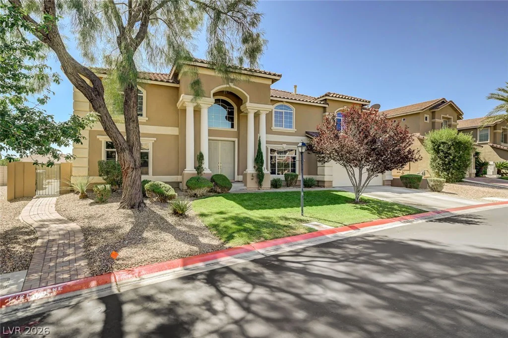 9304 Brilliant Ore, Las Vegas, NV 89143