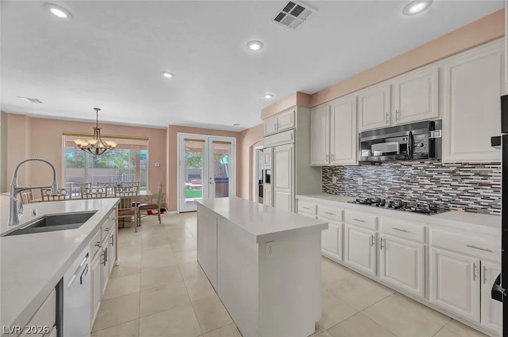 9304 Brilliant Ore, Las Vegas, NV 89143