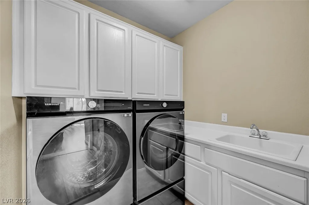 9304 Brilliant Ore, Las Vegas, NV 89143