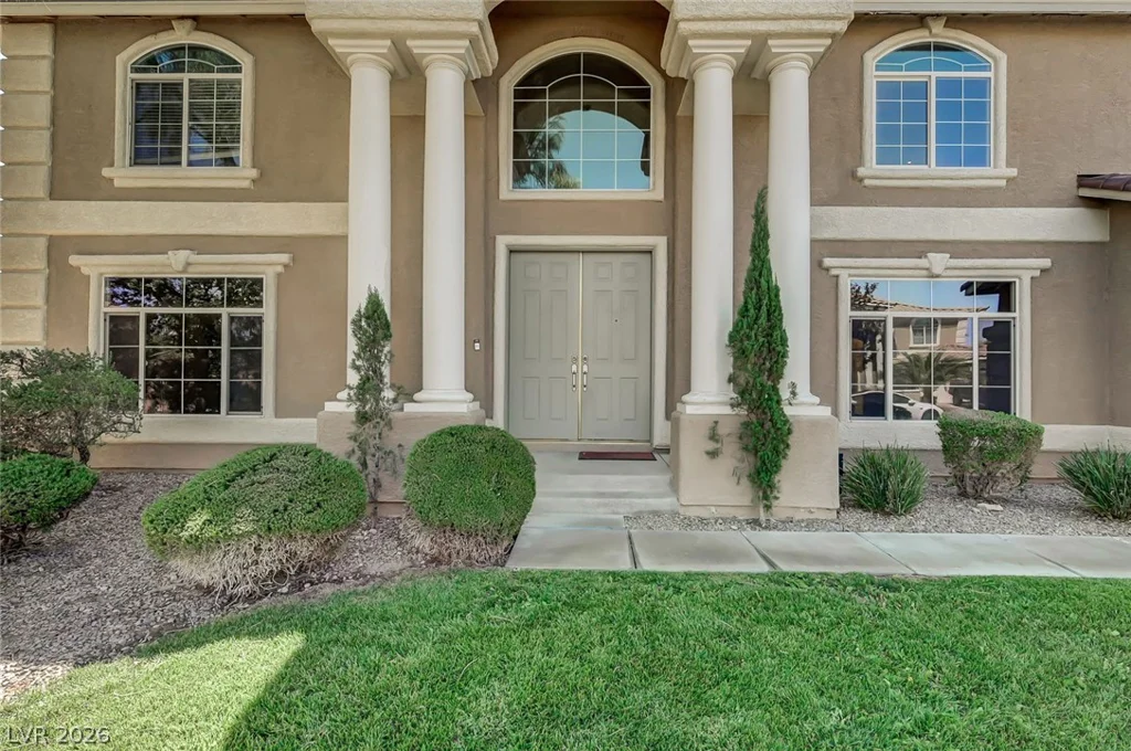 9304 Brilliant Ore, Las Vegas, NV 89143