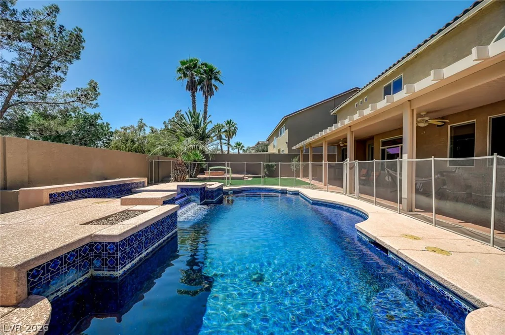9304 Brilliant Ore, Las Vegas, NV 89143