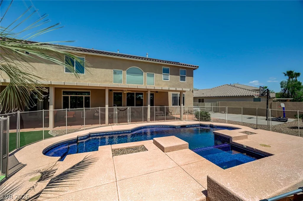 9304 Brilliant Ore, Las Vegas, NV 89143