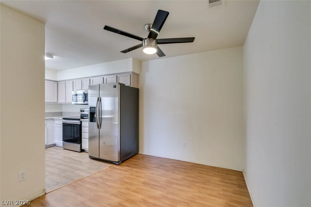 2725 Nellis, Las Vegas, NV 89121