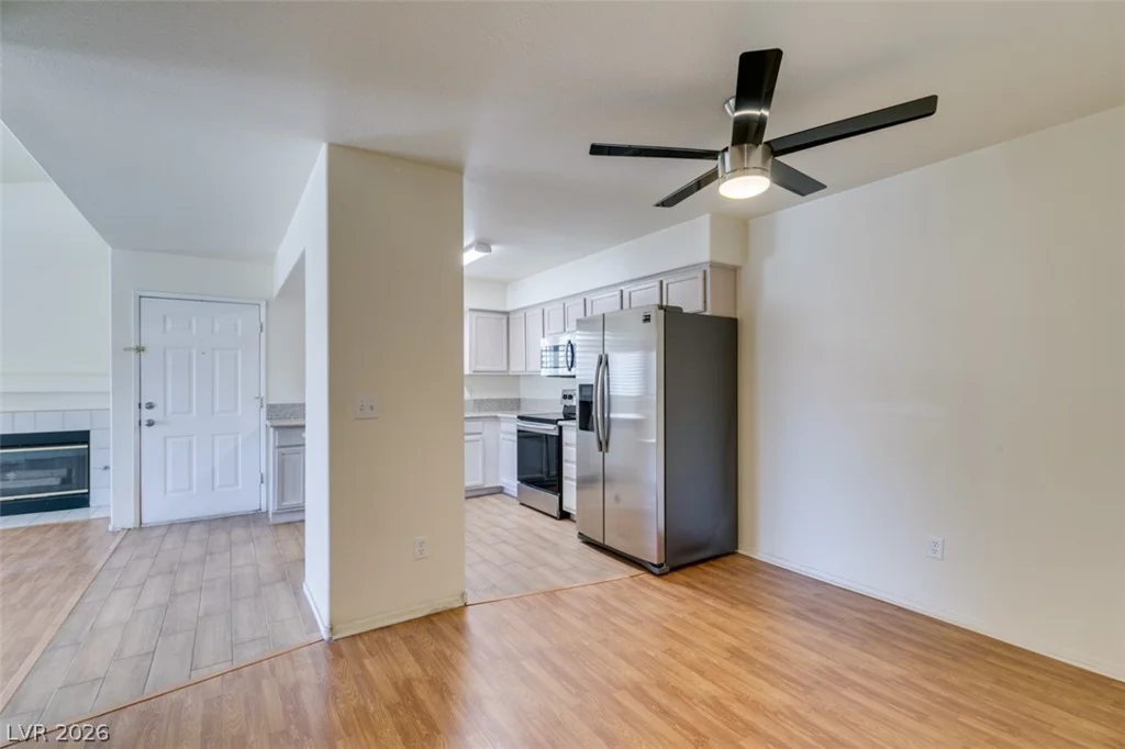 2725 Nellis, Las Vegas, NV 89121