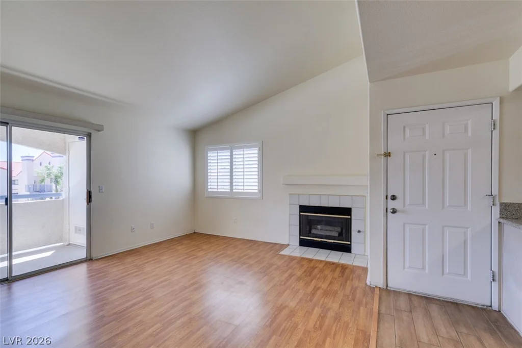 2725 Nellis, Las Vegas, NV 89121