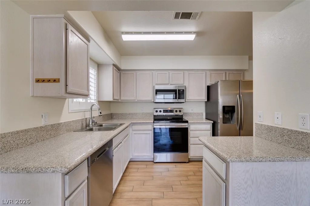 2725 Nellis, Las Vegas, NV 89121