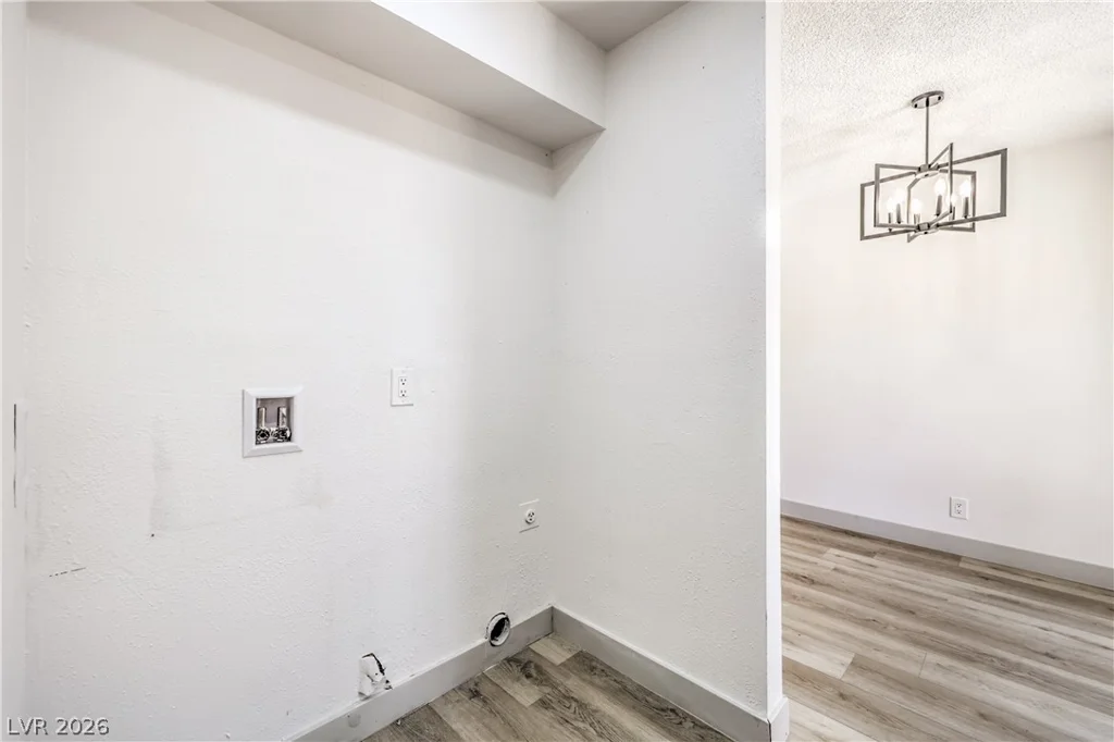 5086 Mountain Vista, Las Vegas, NV 89120