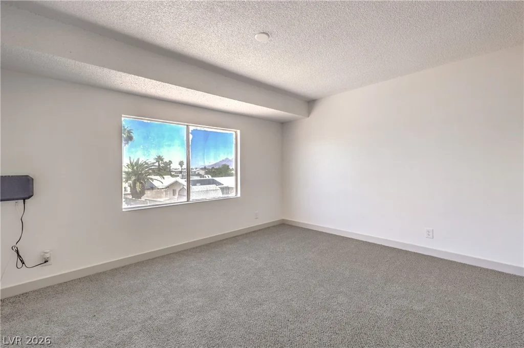 5086 Mountain Vista, Las Vegas, NV 89120