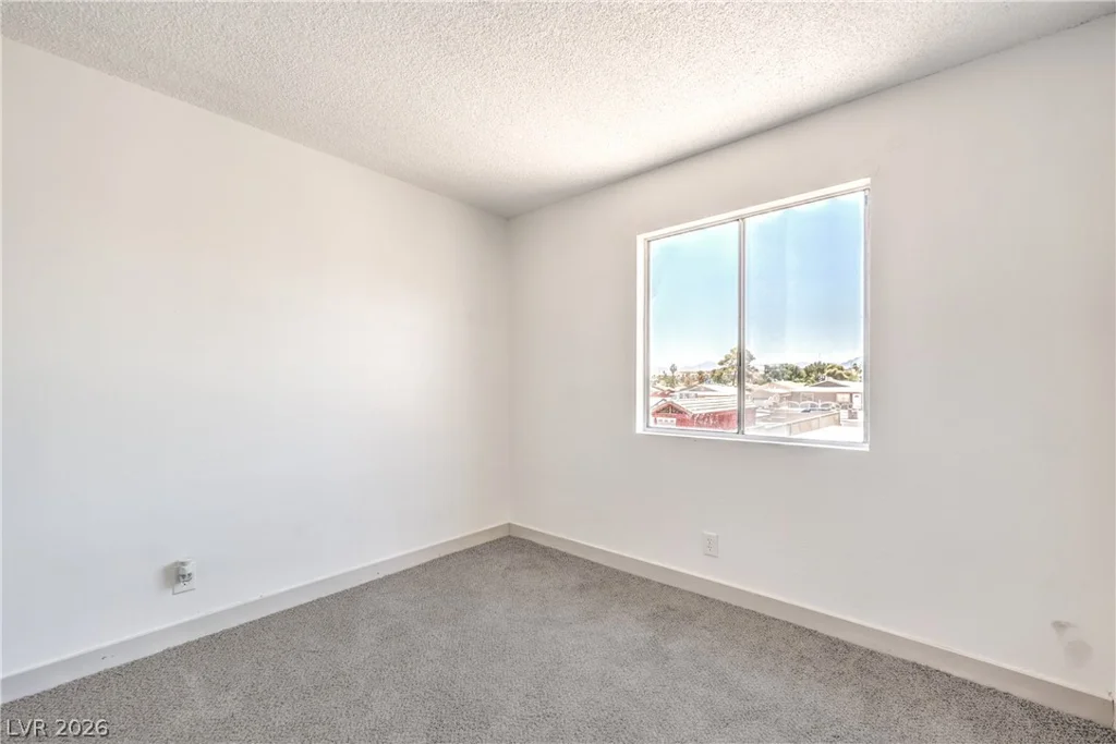 5086 Mountain Vista, Las Vegas, NV 89120
