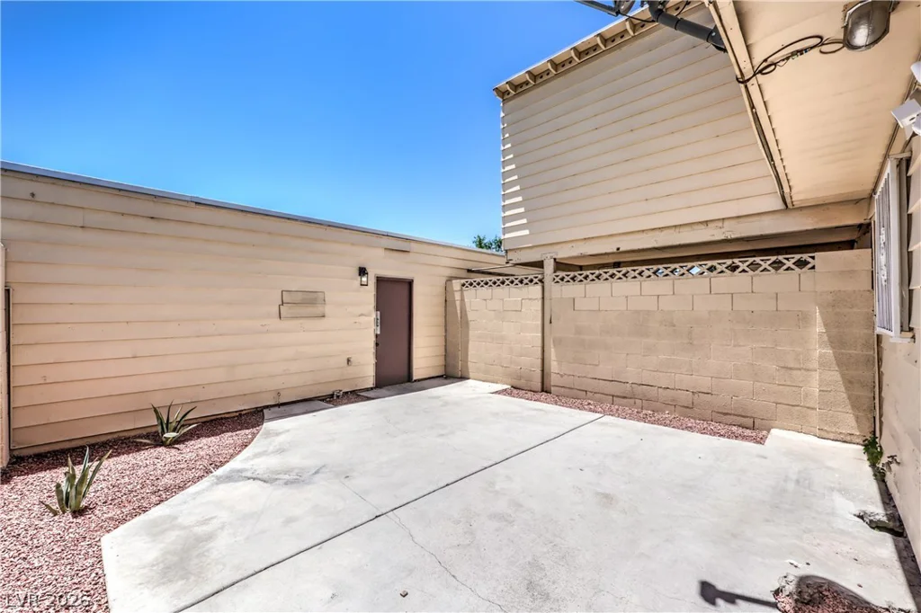 5086 Mountain Vista, Las Vegas, NV 89120