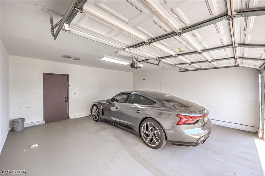 5086 Mountain Vista, Las Vegas, NV 89120