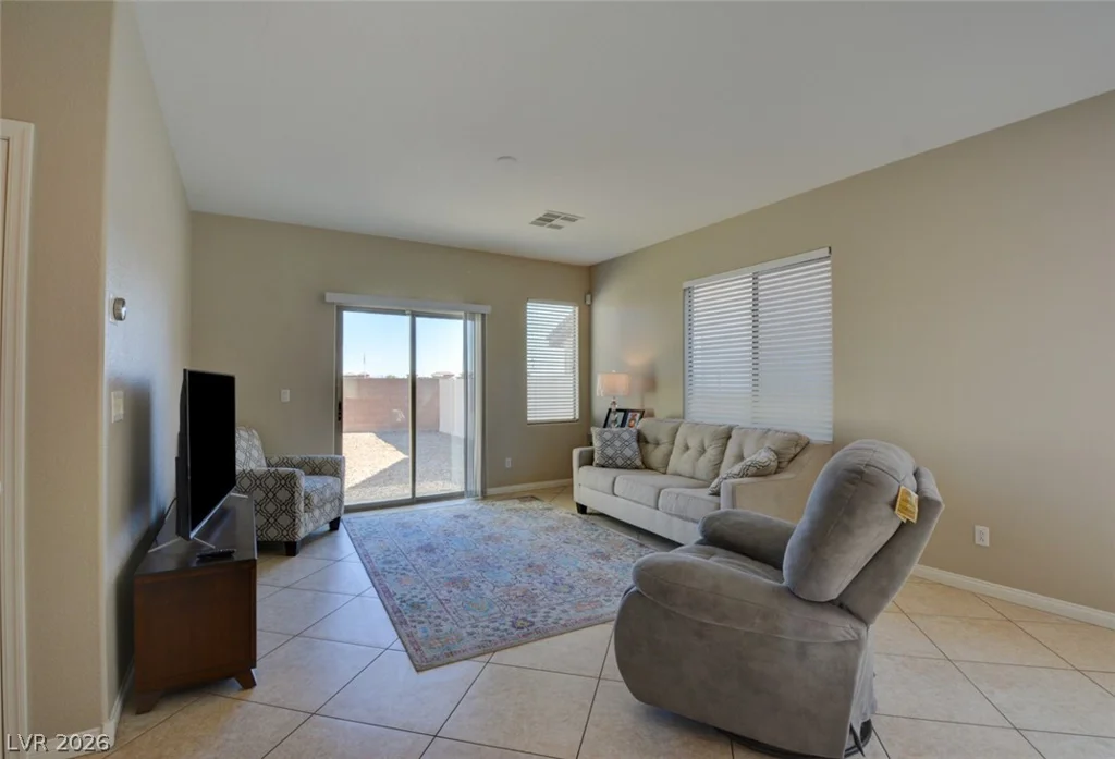 5940 Bellows Beach, North Las Vegas, NV 89081