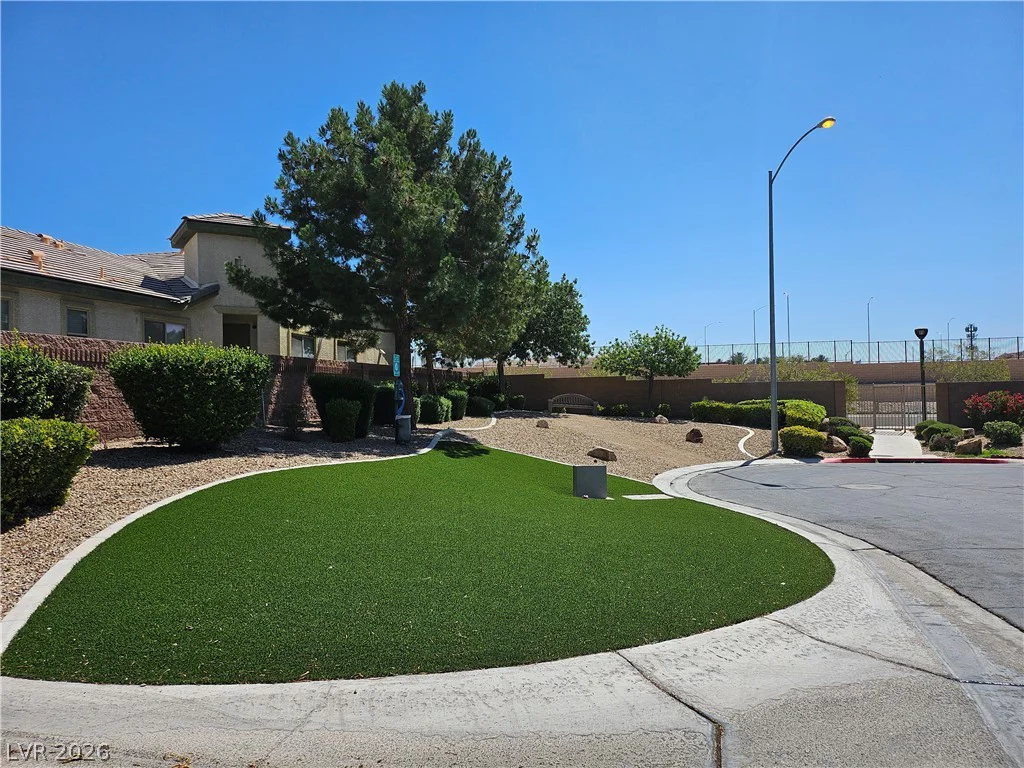 5940 Bellows Beach, North Las Vegas, NV 89081