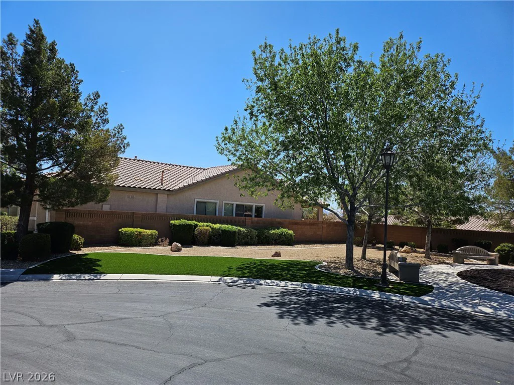 5940 Bellows Beach, North Las Vegas, NV 89081
