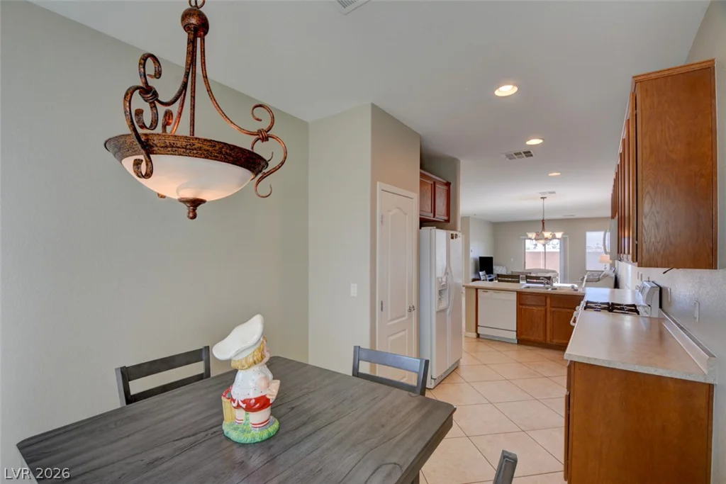 5940 Bellows Beach, North Las Vegas, NV 89081