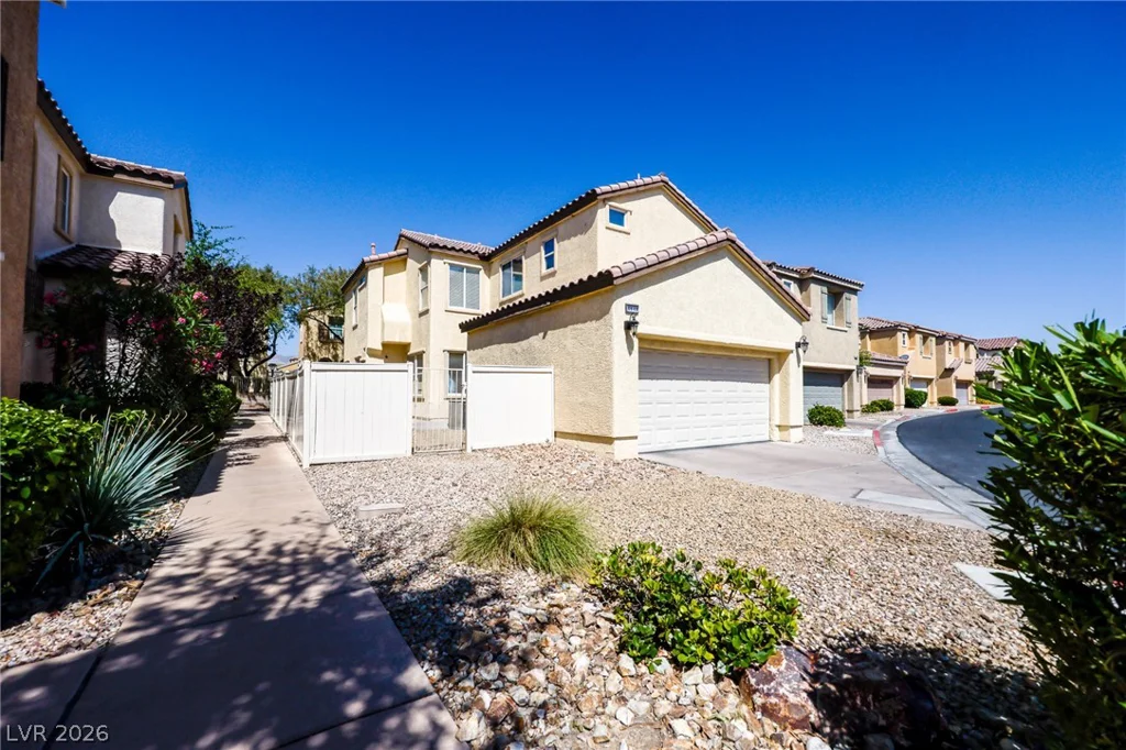 6649 Bluebell Garden, Las Vegas, NV 89149