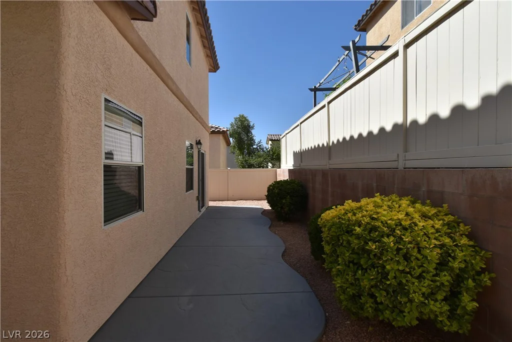 10433 Armand, Las Vegas, NV 89129