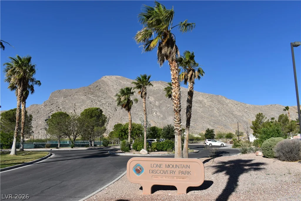 10433 Armand, Las Vegas, NV 89129