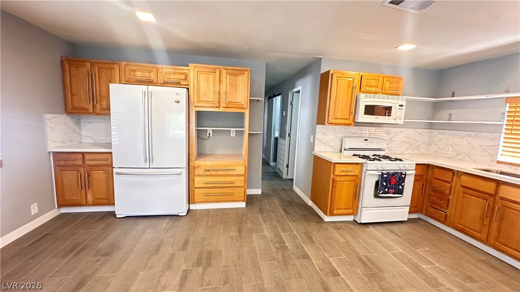 6187 Yellowstone, Las Vegas, NV 89156