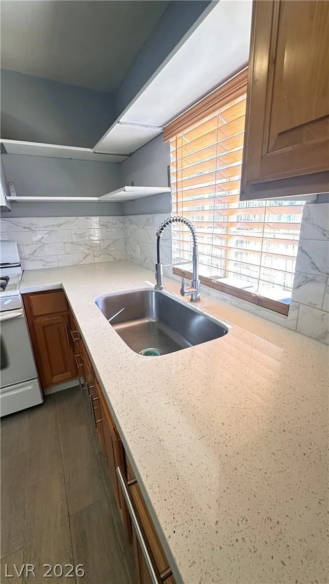 6187 Yellowstone, Las Vegas, NV 89156