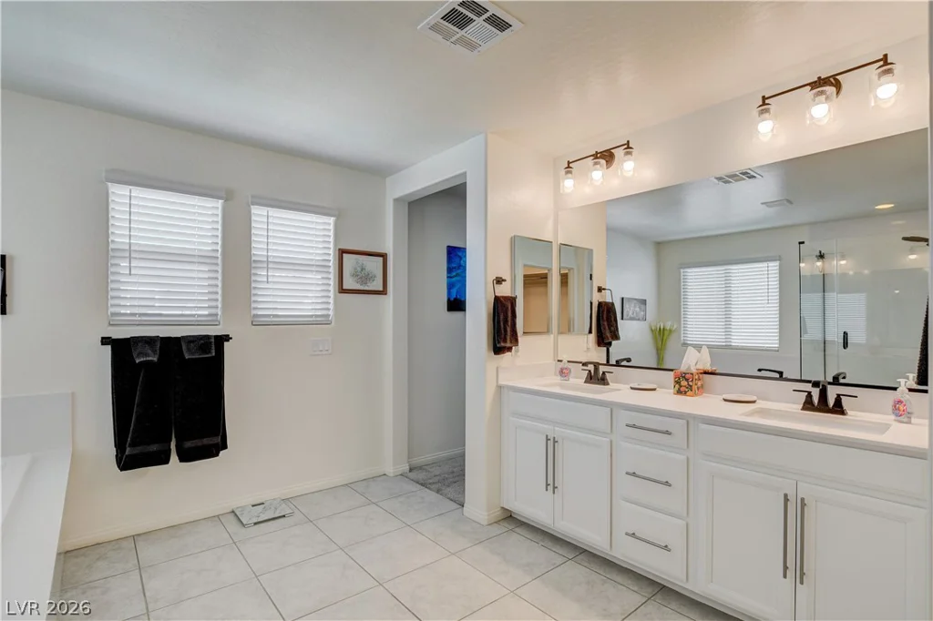 7450 Tinley Creek, Las Vegas, NV 89113